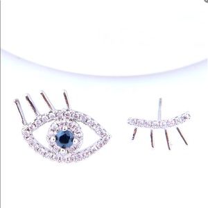 Eyes earrings
